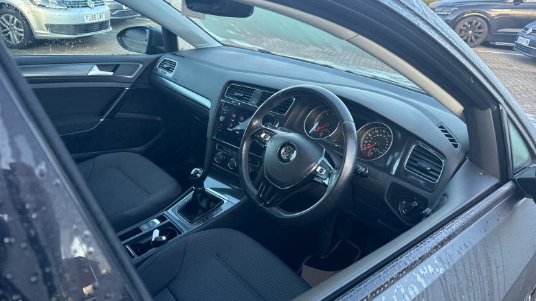 Volkswagen Golf 1.4 TSI SE [Nav] 5dr Petrol Hatchback